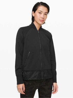 Lululemon Women’s Swept Along Jacket- Black